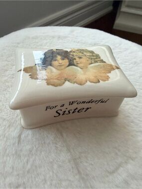 Vintage Ceramic White Mini Trinket Box Angel For A Wonderful Sister” Sister Gift